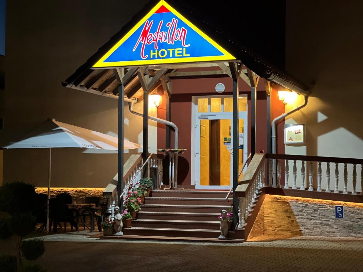 Hotel Medaillon 마그데부르크 외부 사진